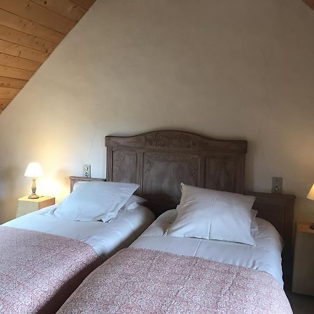 Bed And Breakfast La Fontaine Blanche Melgven Exterior photo