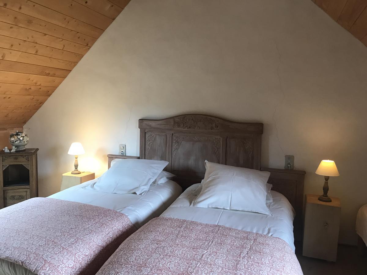 Bed And Breakfast La Fontaine Blanche Melgven Exterior photo